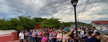 "Corte de Listón Inaugural" de la pavimentación de la calle y entrada principal de la comunidad de Tamácuaro