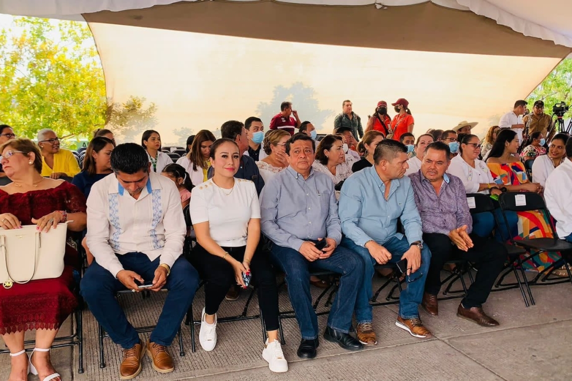 "Primera Jornada de Cirugías de Cataratas y Colocación de Lente Intraocular" en Coyuca de Catalán